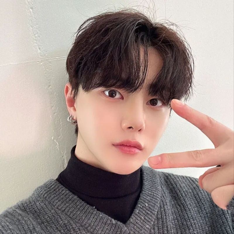 id Hospital - id Real Selfie - JaeHyun Lim After